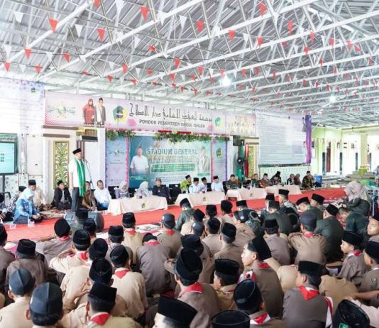Gubernur Lampung Ajak Santri Darul Islah Jadi Agen Perubahan dan Penjaga Moral Bangsa