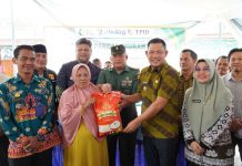 Jelang NATARU 2025 Pabung Tubaba Kapten Inf Gus Amirul hadiri kegiatan Operasi Pasar Murah