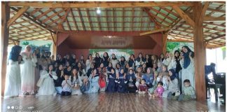 Manortor Meriahkan Halal bi Halal Persatuan Batak Muslim Satataring Lampung