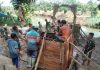 Semangat Gotong Royong terus dikobarkan, Ujar Danramil 412-07/ABB Kapten Inf Sugiono di Jembatan “Perintis Garuda”.