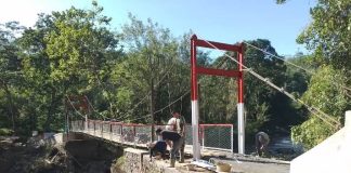 Hampir Rampung! Jembatan Perintis Garuda Desa Tulung Balak Masuki Tahap Finishing 100%