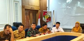Babinsa Koramil 412-04/KTB Hadiri Zoom Meeting Rakor Pengendalian Iflasi Daerah Kabupaten Lampung Utara