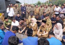 Wagub Jihan Temui Massa Aksi Mahasiswa, Pemprov Lampung Kawal Aspirasi ke Pemerintah Pusat