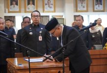 Wagub Jihan Lantik Indra Sanjaya sebagai Karo Adpim, Perkuat Birokrasi Profesional Pemprov Lampung