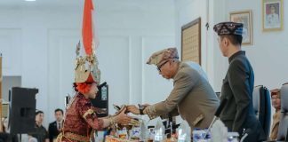 Hari Jadi ke-19 Kabupaten Pesawaran, Gubernur Hadiri Rapat Paripurna Istimewa DPRD Pesawaran