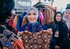Ketua Dekranasda Provinsi Lampung Tampil di Catwalk, Tegaskan Dukungan bagi Kebangkitan Industri Kreatif Daerah