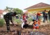 Satgas TMMD Ke-129 Kodim 0412/LU Gelar Aksi Bersih-Bersih di TK Pelangi, Tanamkan Budaya Peduli Lingkungan Sejak Dini