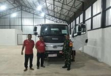Babinsa Koramil 412-05/TBU Dampingi Penyerahan Kendaraan Operasional KDKMP