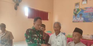 Wujud Peran Aktif diwilayah Binaan, Babinsa Dampingi Penyaluran BLT Dana Desa
