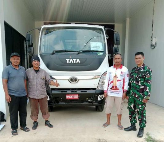 Perkuat Distribusi Komoditas Warga, KDKMP Tiyuh Margodadi Terima Bantuan 1 Unit Truk Operasional