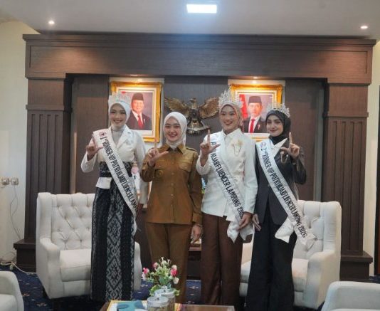 Wagub Jihan Dukung Putri Hijabfluencer Lampung Berlaga di Ajang Nasional