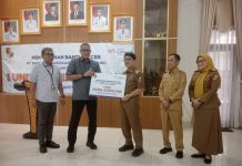Kali Kedua, Bank Lampung Kembali Serahkan Bantuan 1 Unit Mobil Ambulans untuk Perkuat Layanan Kesehatan di Lampung Utara