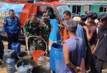 Kodim 0412/LU Kembali Salurkan Bantuan Air bagi Warga Terdampak Krisis Air Bersih