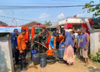 Kemarau Mencekik, Kodim 0412/LU Turun Tangan Salurkan Air Bersih ke Warga Lampung Utara