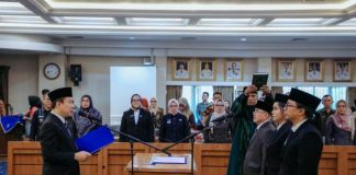 Pemprov Lampung Lantik Satu Pejabat Pimpinan Tinggi Pratama dan Dua Pejabat Fungsional