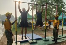 Tunjukkan Fisik Prima, 17 Prajurit Kodim 0412/LU Ikuti Uji Kesempatan Jasmani UKP di Lapangan Yonif 143/TWEJ