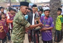 Hadiri Apel Hari Santri, Danramil Sungkai Utara Tegaskan Komitmen TNI Dekat dengan Pesantren