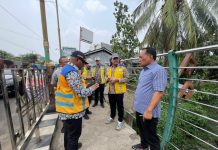 Derita Banjir Jadi Langganan, Aprozi Alam ‘Giring’ Kepala BBWS Mesuji Sekampung Atasi Way Rarem dan Way Umban