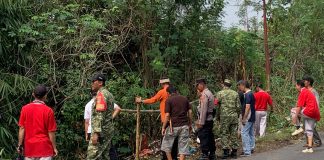 Sampah Menumpuk di Pinggir Jalinsum, Koramil 412-07/ABB Kerahkan Tim Gabungan Bersihkan Bumi Nabung